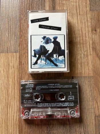 Cassette audio Tina Turner Foreign Affair