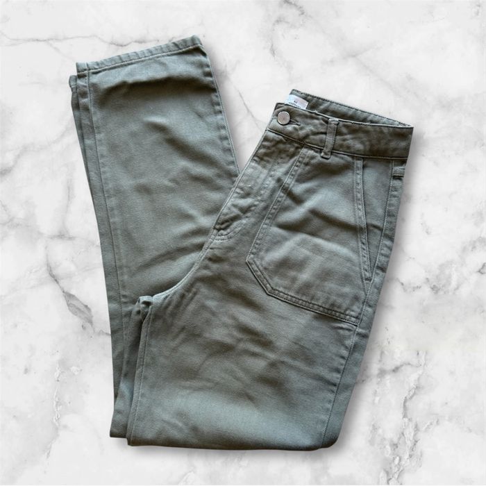 Jean taille haute kaki au printemps Paris taille 36 S