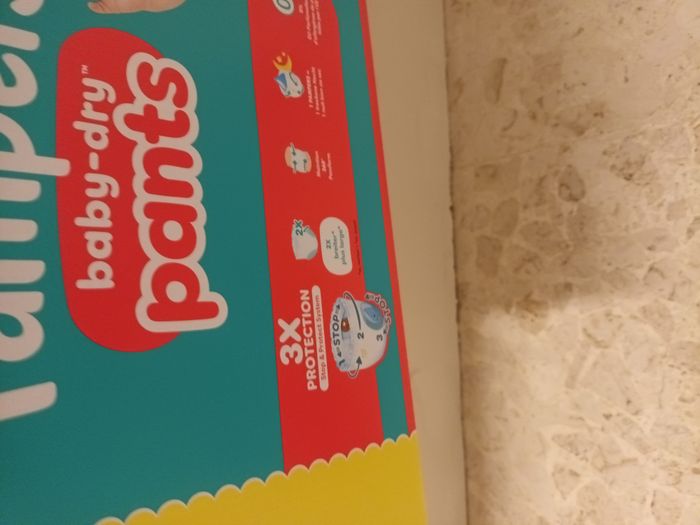 boite neuve de couche culotte pants baby dry pampers 108 taille 4 9kg à15 kg - photo numéro 2