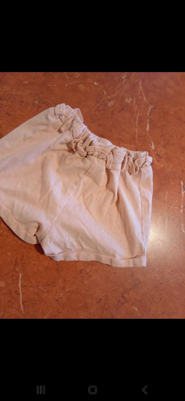 Short bébé taille 18 mois - photo numéro 2