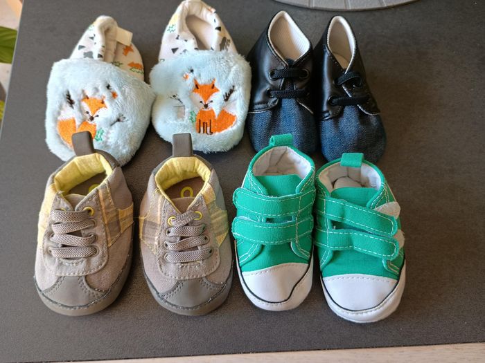 lot de 4 paires de chaussures bébé