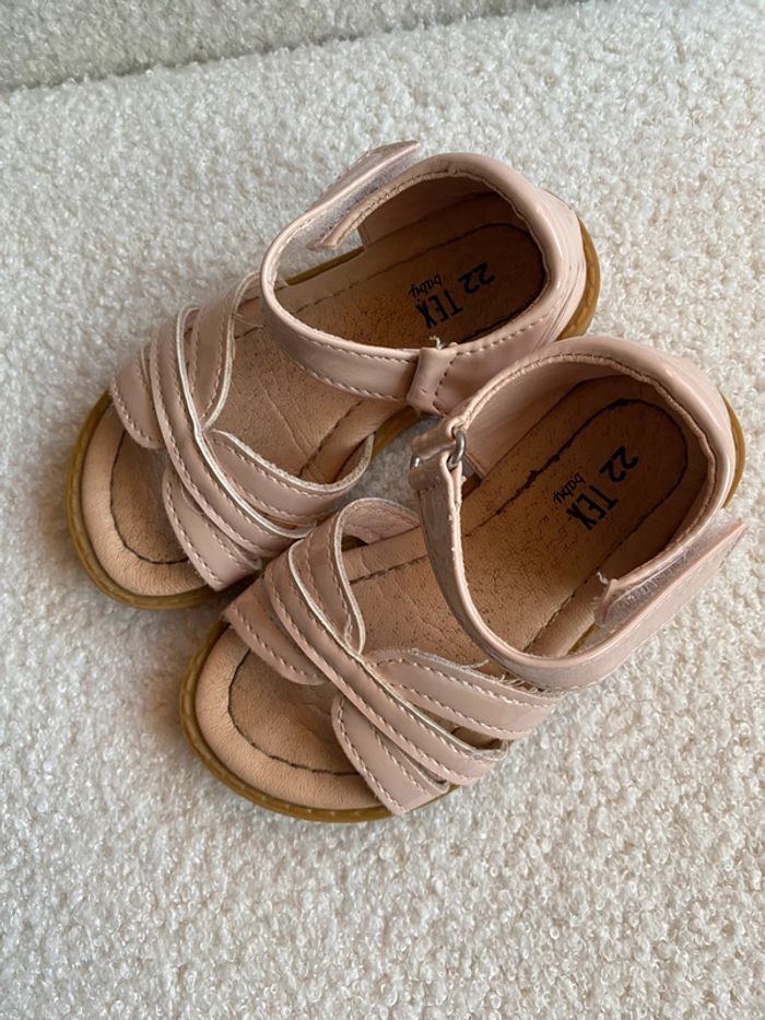 Sandales fille beige nude vernis 22 Tex - photo numéro 3