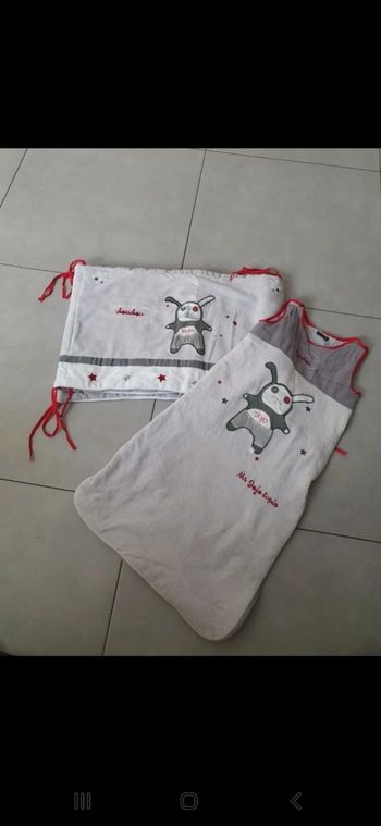 Ensemble turbulette et tour de lit