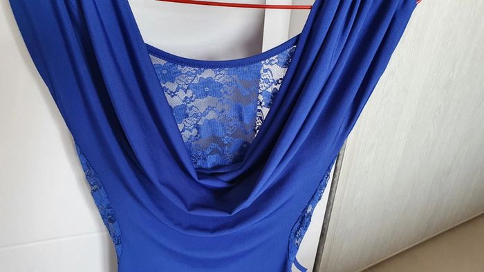 Robe bleu dentelle zara neuve taille s - photo numéro 2