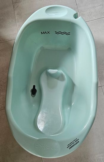 Baignoire bébé siège intégré Maïka