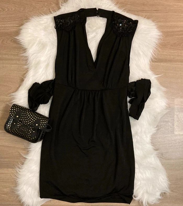 Robe VILA - look chic et féminin Taille S/36 (convient aussi à M/38) - photo numéro 2