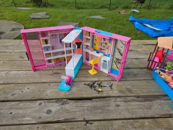 Super dressing barbie