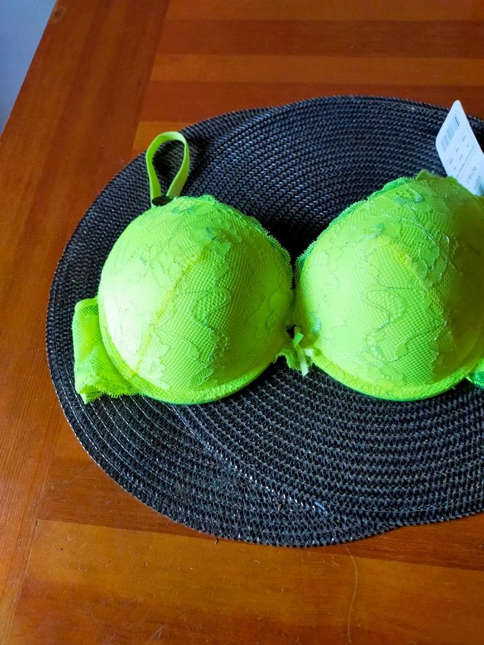 Soutien gorge - photo numéro 2