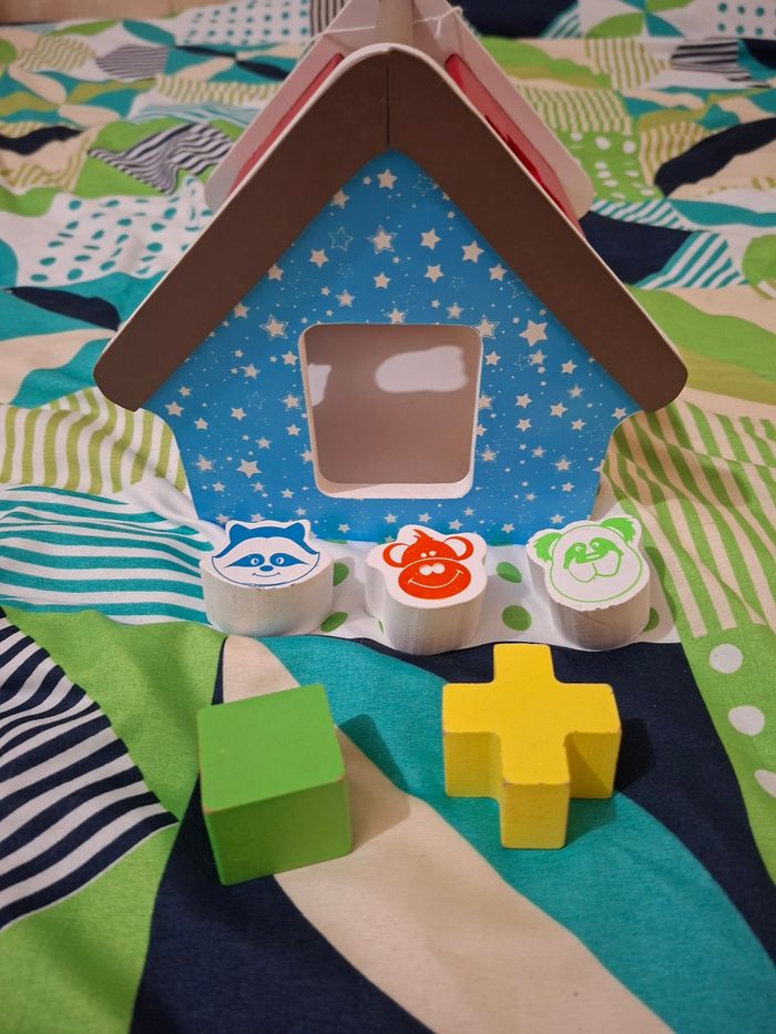 Jeux éducatif maison de formes - photo numéro 2