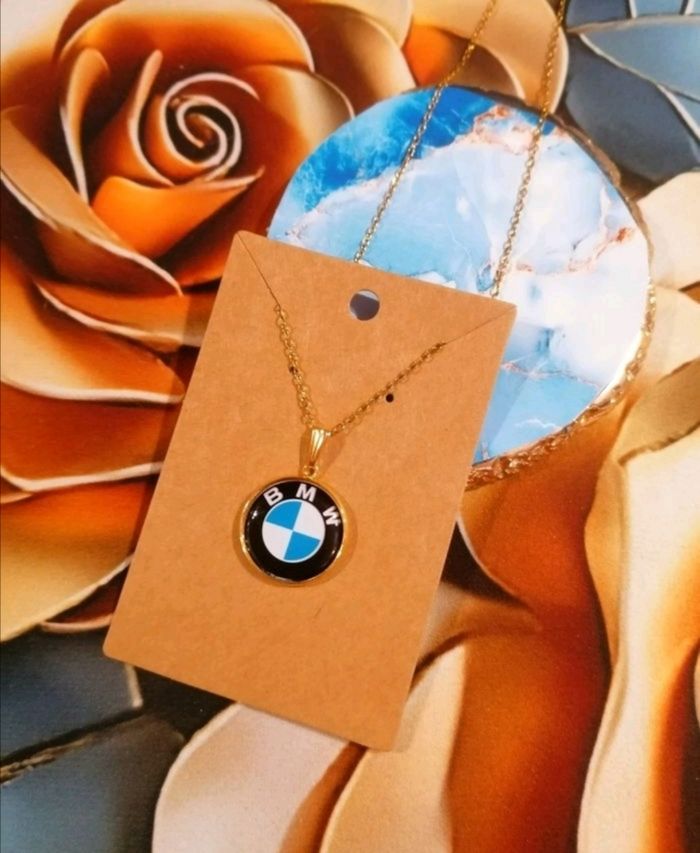 Collier BMW - photo numéro 2