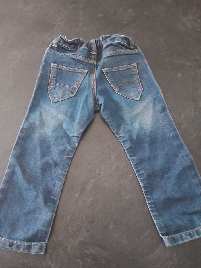 Jean regular 2 ans - photo numéro 2