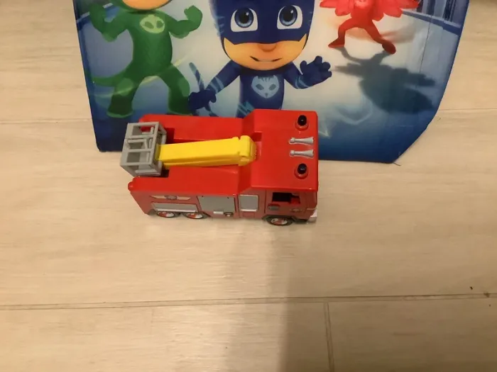 Camion Sam le pompier - photo numéro 5