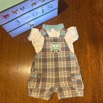 Ensemble salopette et polo