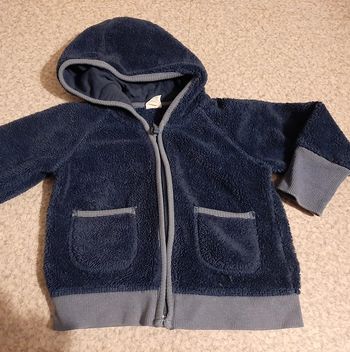 Gilet à capuche