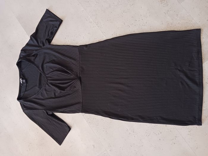 robe noire fluide manches courtes Taille XS Jennyfer Neuve