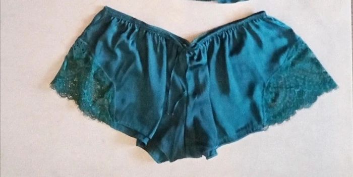 Pyjama short culotte satiné - photo numéro 2
