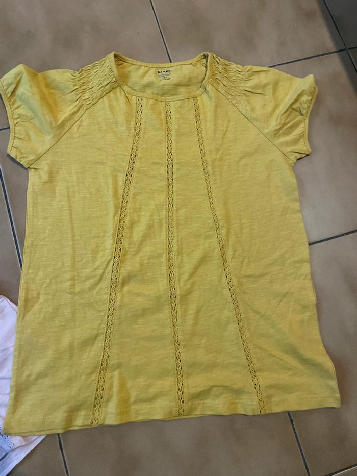 Lot t shirts fille 12 ans - photo numéro 3