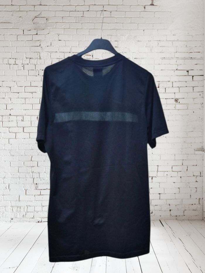 Tee-shirt - photo numéro 2