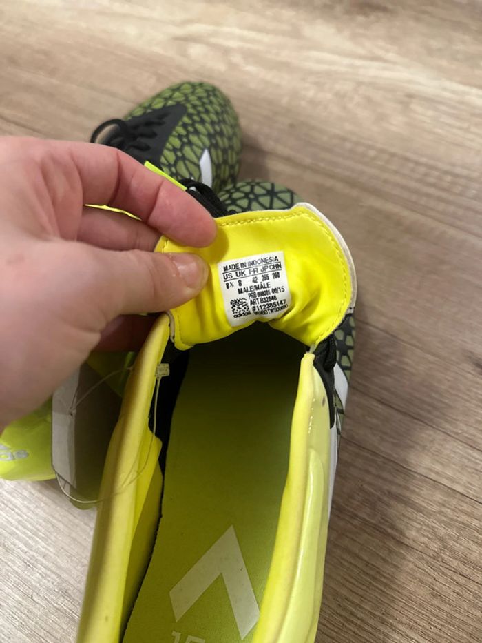Chaussures de foot adidas - photo numéro 4