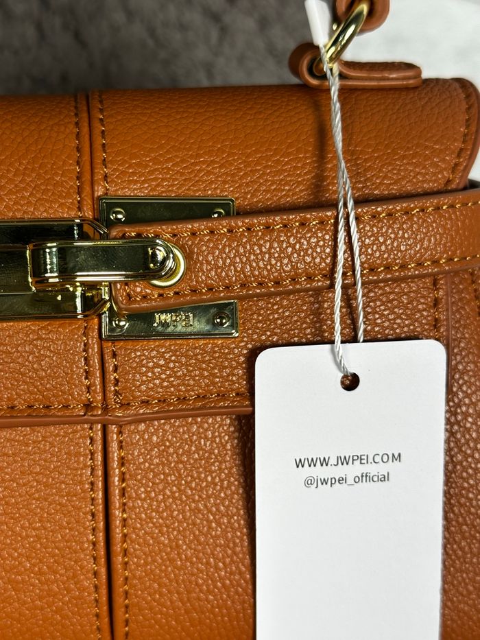 Sac jw pei neuf marron taille petite authentique avec facture à l’appuie - photo numéro 10