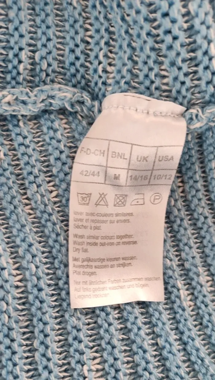 Pull Damart 42/44 - photo numéro 4