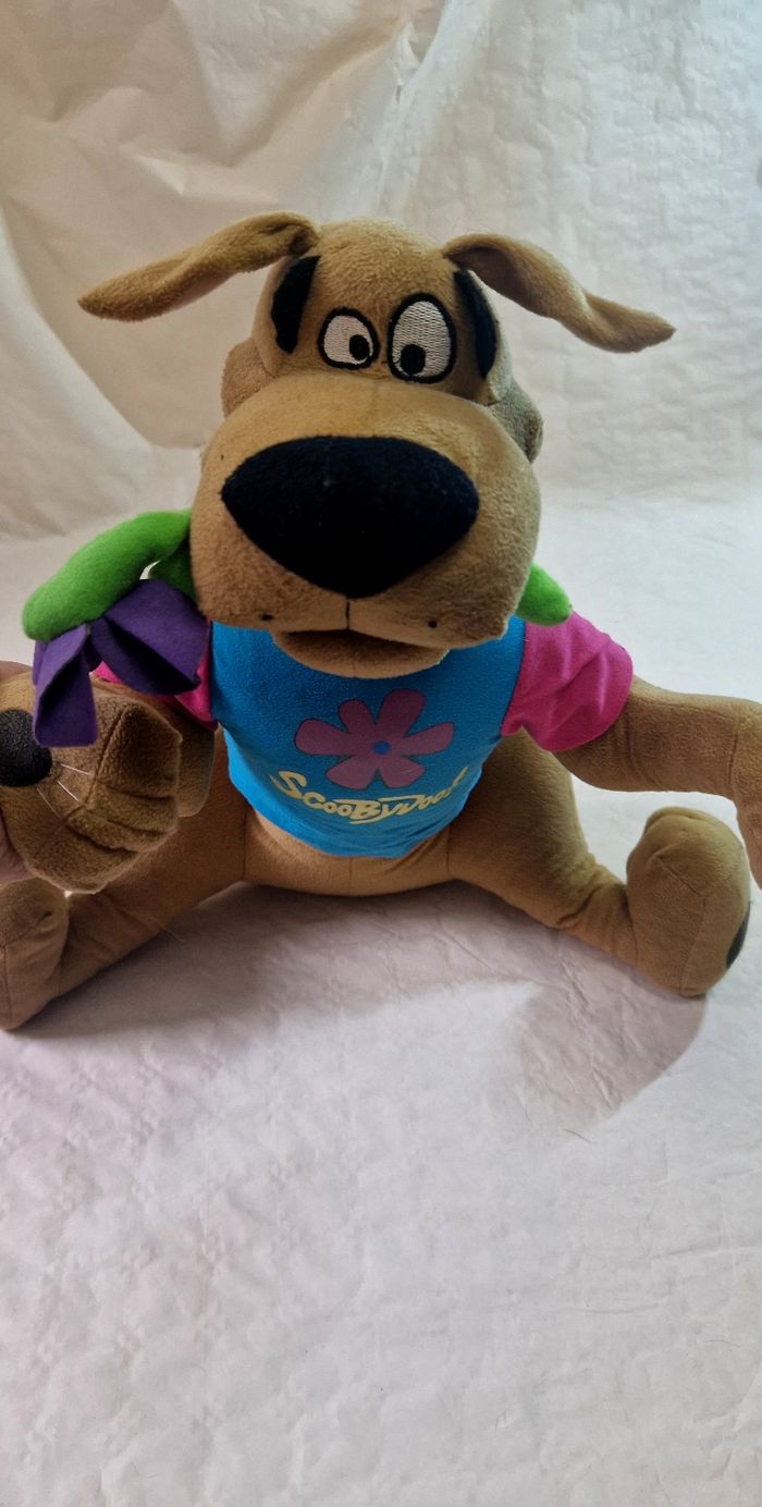 Grande peluche officiel Scooby doo - photo numéro 4