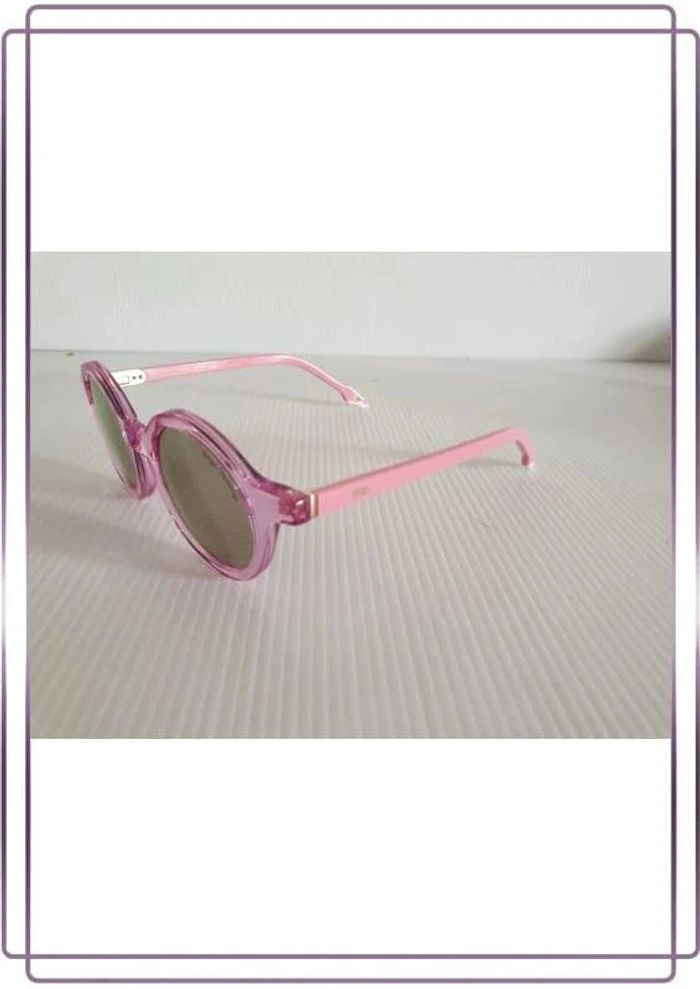 Lunettes de soleil enfant Little vinyl factory 1964, neuve, ref opium rooms c3 valeur 105€ - photo numéro 4
