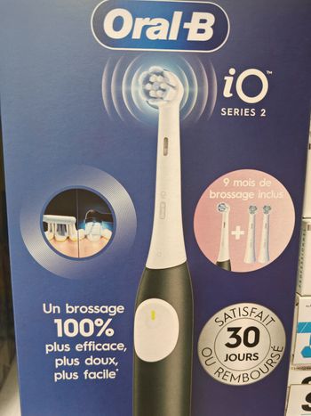 Brosse oral b IO + brossette = 9 mois de brossage neuf 