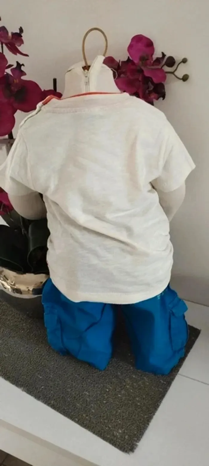 T-shirt Tigrou  et Short Cargo Bleu  - Taille 18 mois - photo numéro 4