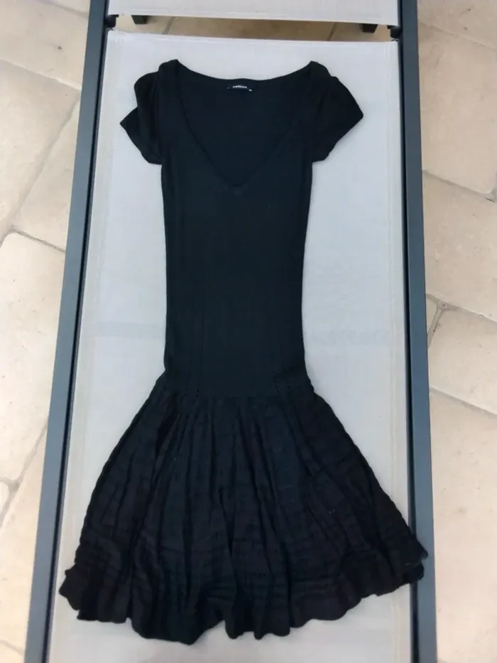 Robe noir en laine taille S