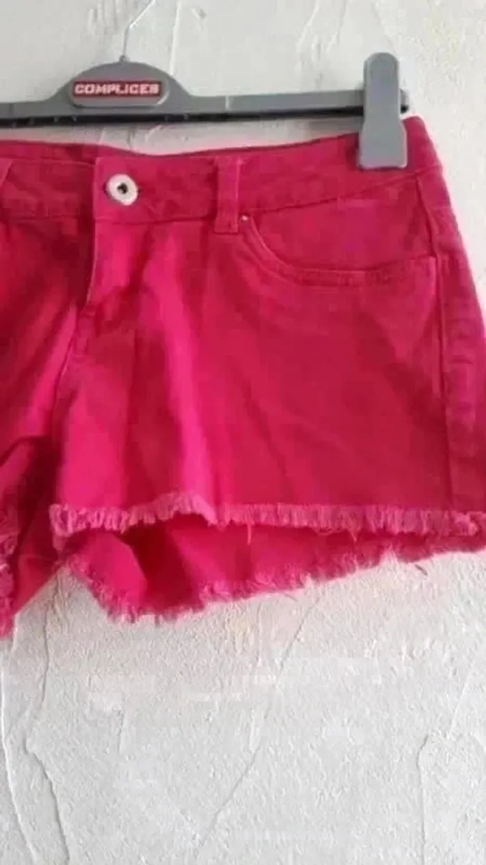 Mini short Taille 36 - photo numéro 3