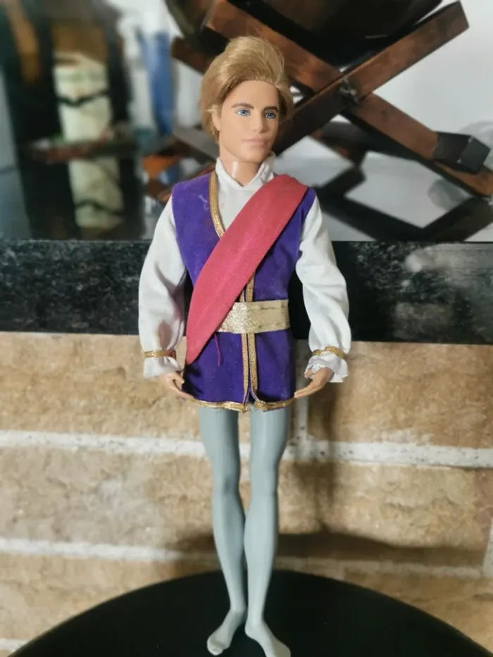 Barbie Ken, du film barbie in the pink shoes.