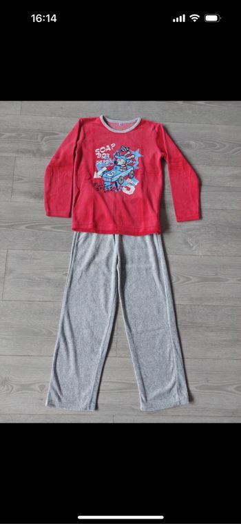 Pyjama taille 8 ans