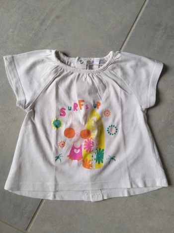 T-shirt manche courte en 6 mois