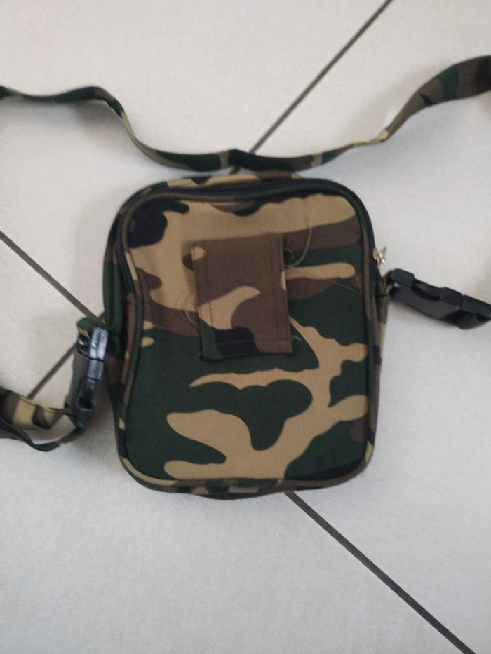 Sacoche motif militaire - photo numéro 2