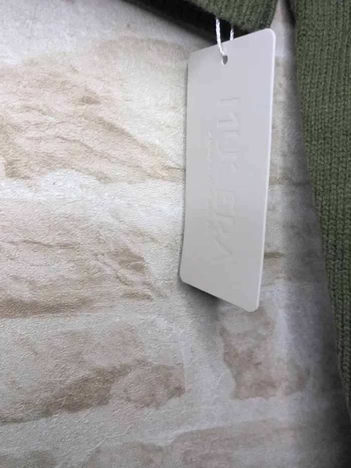 Pull kaki – Taille M neuf avec étiquette - photo numéro 2