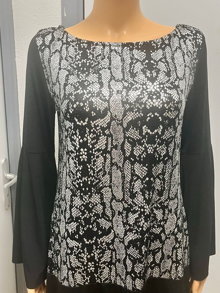 Robe fluide noir&argenté - photo numéro 3