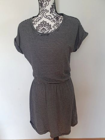 Robe a lignes
