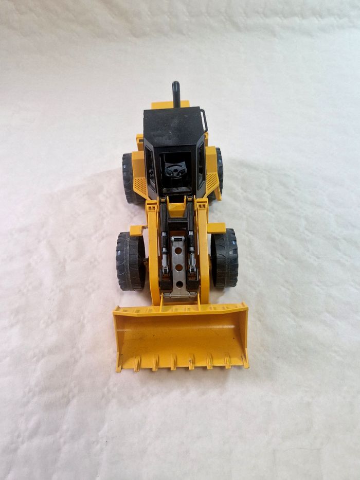 Tracteur  / tractopelle  , miniature  / jouet  , Bruder  , Fiat Fr 130 - photo numéro 3