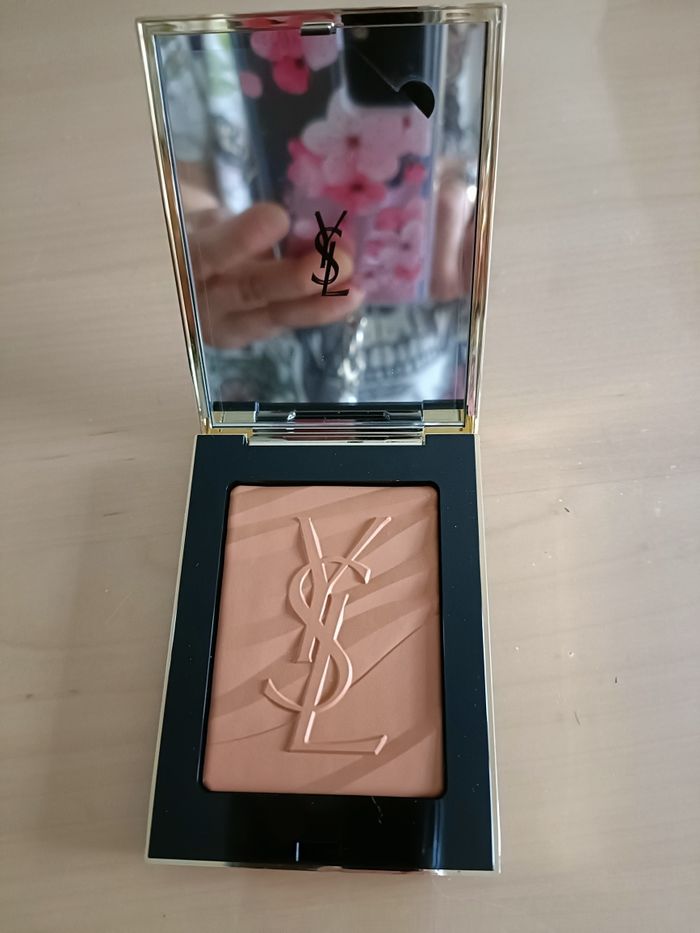 Lot de 4 palettes YSL totalement neuves - photo numéro 7
