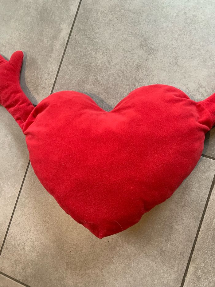 Coussin cœur rouge - photo numéro 2