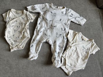 Pyjama et ses 2 body en 50cm