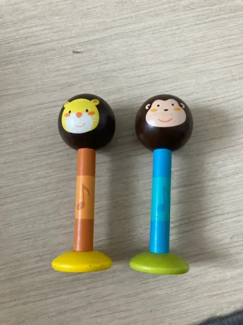 Hochet musicaux en bois