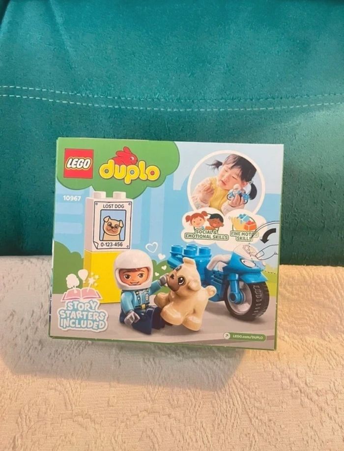 Lego Duplo - La moto de police - photo numéro 2