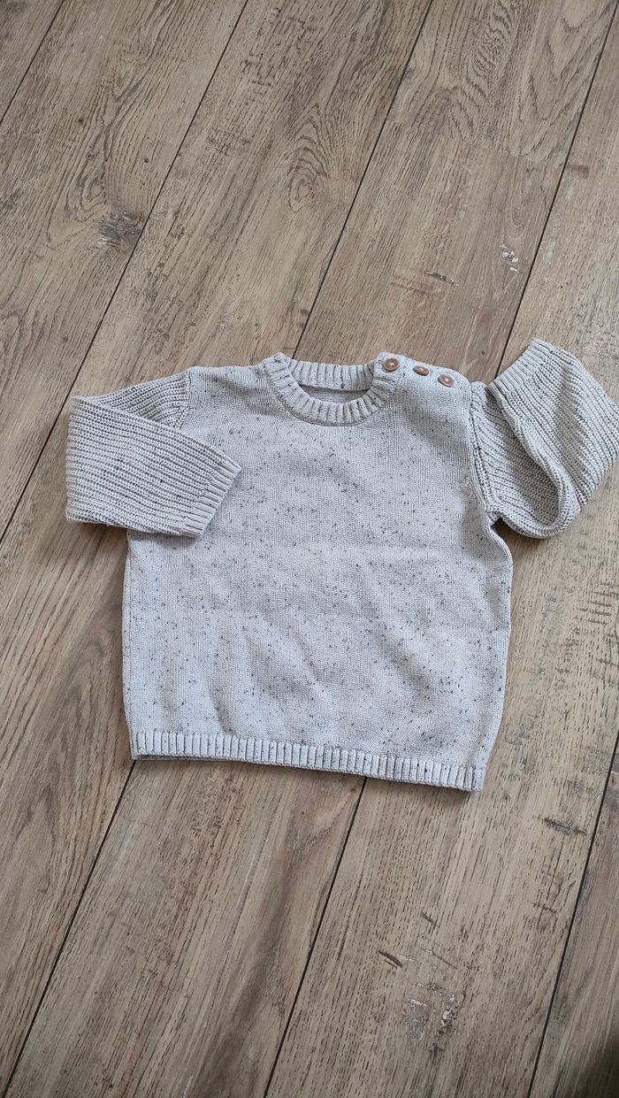 Pull beige 24 mois