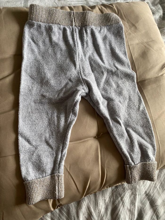 Sarouel gris/beige doré Kiabi 6 mois