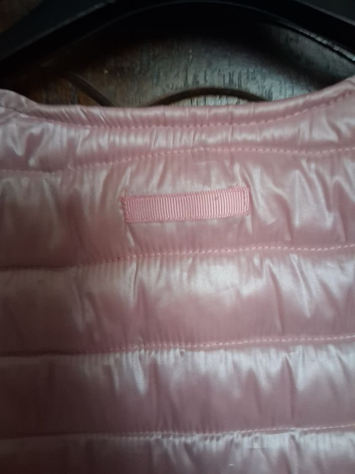 Doudoune marque colynn taille 38 rose brillant - photo numéro 3