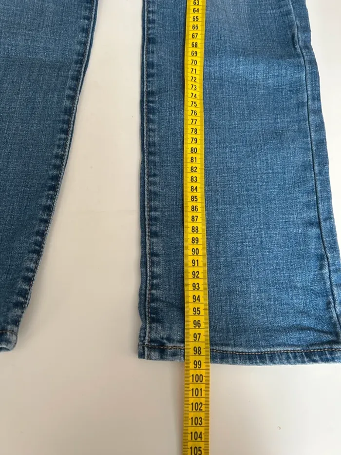 Jean Levi's Femme Bleu W28 L30 | Classic Straight | Taille 38 | Très Bon État | BP280 - photo numéro 7