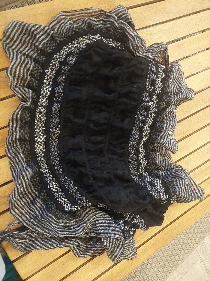 Foulard élégant et chaud - photo numéro 2