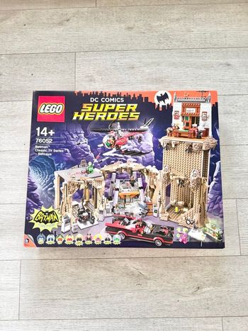 Lego Super Heroes DC Comics : La Batcave (Réf. : 76052) - NEUF
